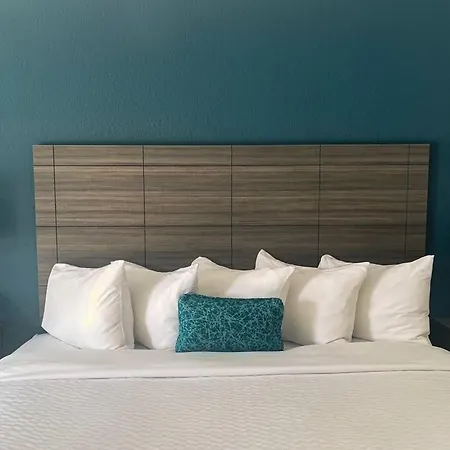 Ramada By Wyndham Hotel